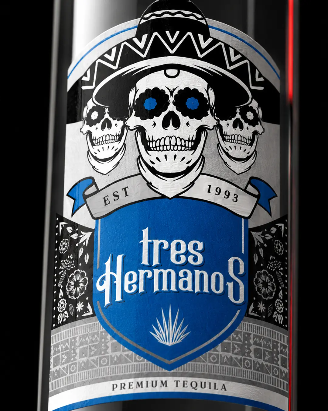 Tres Hermanos three-skull label detail